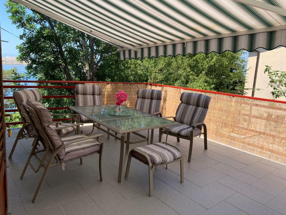 Apartman Cvenkica Omišalj Eksteriør bilde